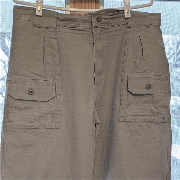 Donated cabela’s Khaki 7 pocket hiker pants 36R - Picture 3 of 5
